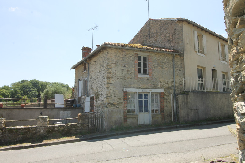 Maison à vendre à Vouvant, Vendée - 98.890 € - photo 1