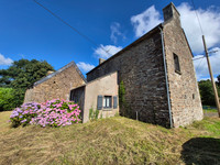 Maison à vendre à Pont-Melvez, Côtes-d'Armor - 299.999 € - photo 3