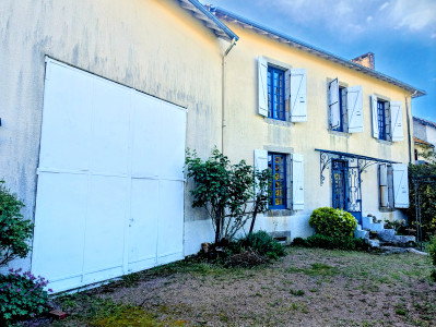 Maison à vendre à Bussière-Galant, Haute-Vienne, Limousin, avec Leggett Immobilier