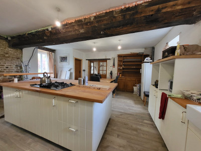French property for sale in Saint-Fraimbault, Orne - €130,000 - photo 4