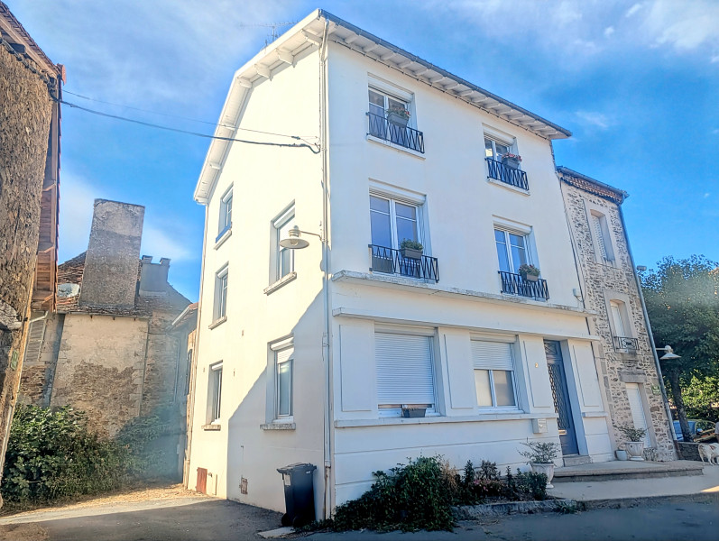 French property for sale in Châlus, Haute-Vienne - €82,500 - photo 8