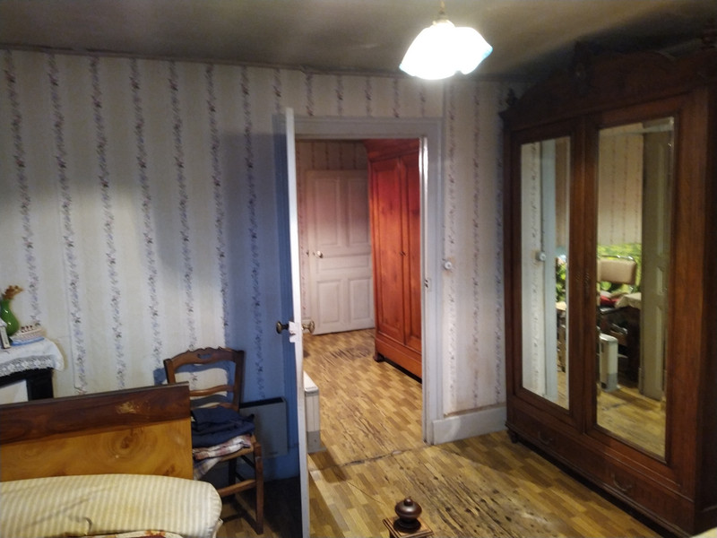 French property for sale in Montel-de-Gelat, Puy-de-Dôme - &#8364;66,600 - photo 5