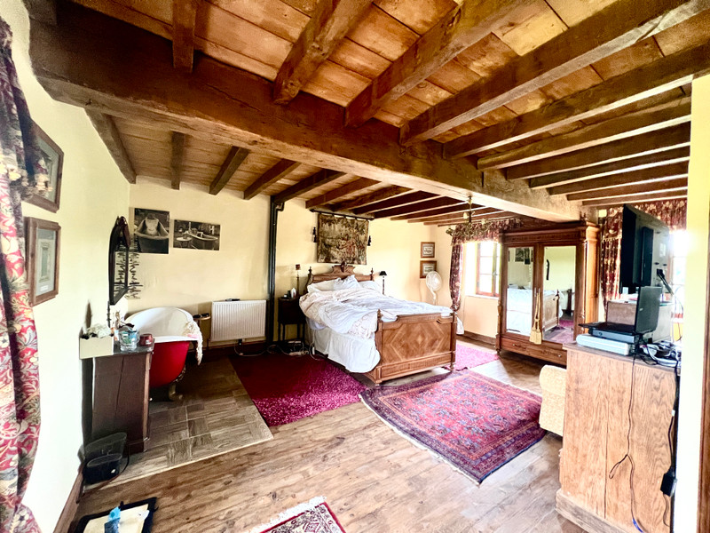 French property for sale in Lussat, Creuse - €304,950 - photo 5