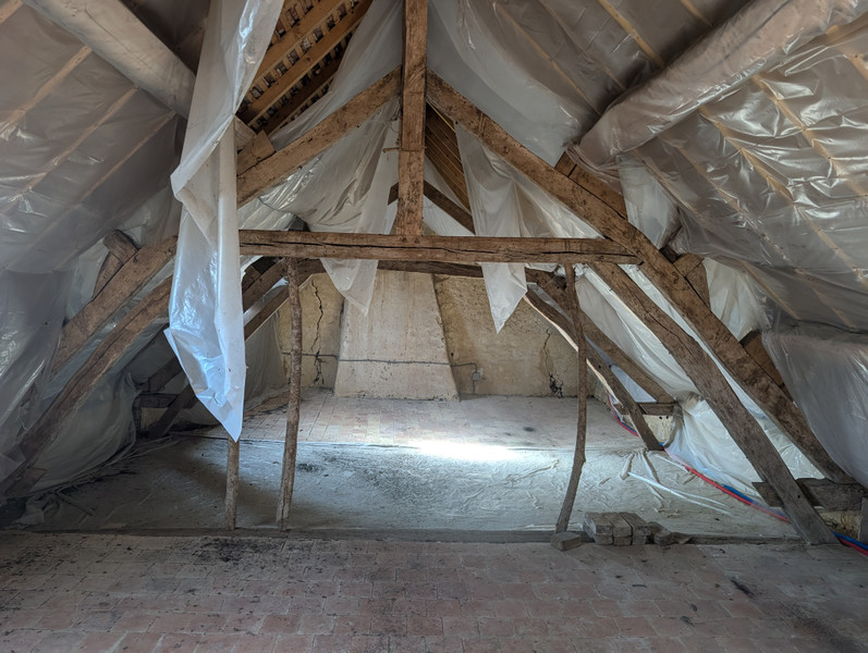 French property for sale in Nogent-le-Bernard, Sarthe - €90,000 - photo 6