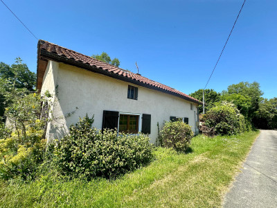 Maison à vendre à Castelnau-Rivière-Basse, Hautes-Pyrénées, Midi-Pyrénées, avec Leggett Immobilier