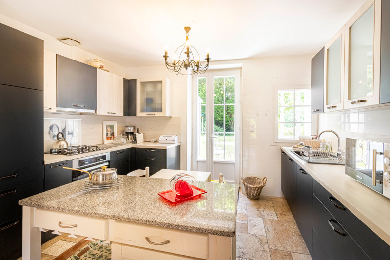 French property for sale in Eyraud-Crempse-Maurens, Dordogne - €565,000 - photo 13