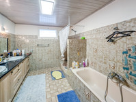Maison à vendre à Montendre, Charente-Maritime - 327.500 € - photo 8