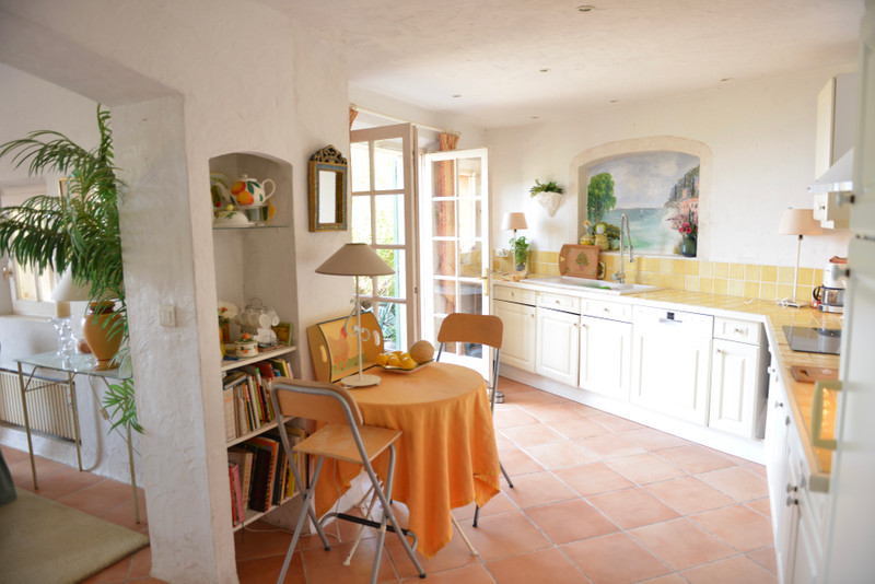 French property for sale in Le Lavandou, Var - €3,000,000 - photo 6