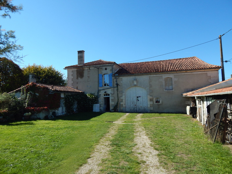 French property for sale in Ronsenac, Charente - €787,500 - photo 1