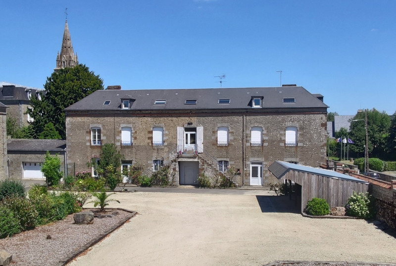 French property for sale in Tinchebray-Bocage, Orne - €212,000 - photo 3