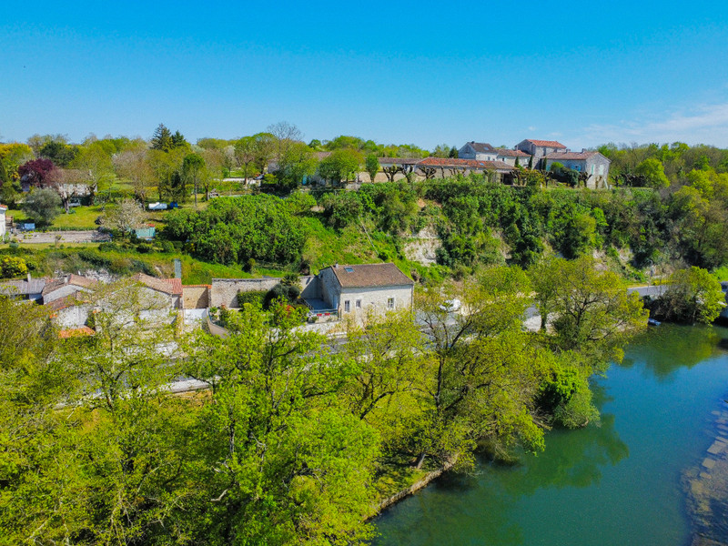 French property for sale in Gond-Pontouvre, Charente - €239,000 - photo 10