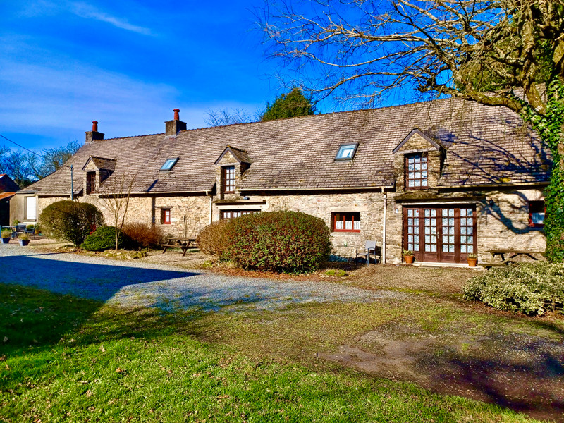 Maison à vendre à Marzan, Morbihan - 400.000 € - photo 1