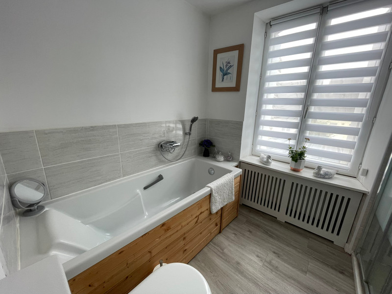 French property for sale in La Chèze, Côtes-d'Armor - €99,990 - photo 5