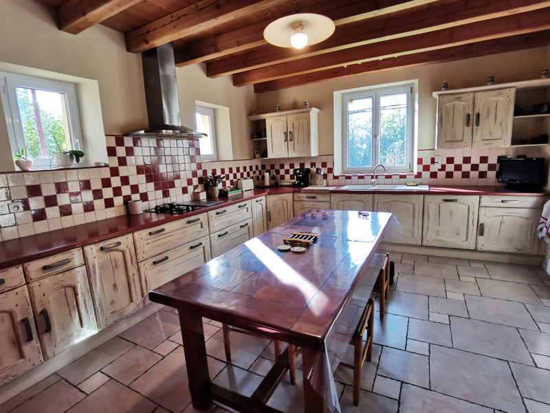 French property for sale in Le Bugue, Dordogne - €450,000 - photo 6