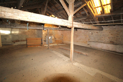 French property for sale in Saint-Savin, Vienne - €80,000 - photo 14