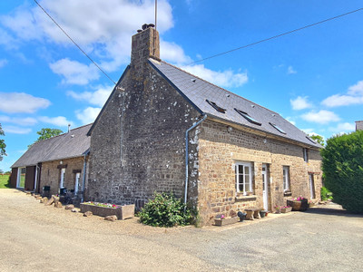 house for sale in Mayenne