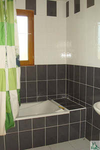 French property for sale in Lauzun, Lot-et-Garonne - €116,000 - photo 4