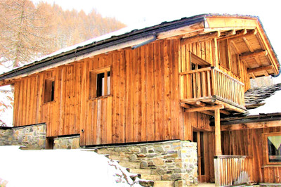 Chalet à vendre à Sainte-Foy-Tarentaise, Savoie, Rhône-Alpes, avec Leggett Immobilier
