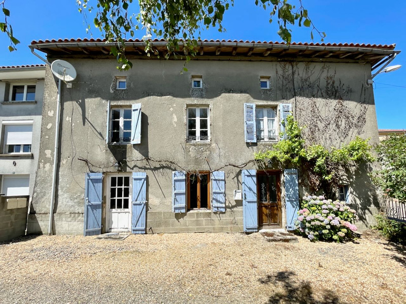 Maison à vendre à Oradour-sur-Vayres, Haute-Vienne - 56.600 € - photo 1