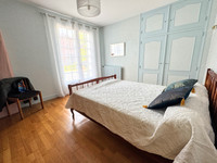 Maison à vendre à Chalais, Charente - 235.400 € - photo 6