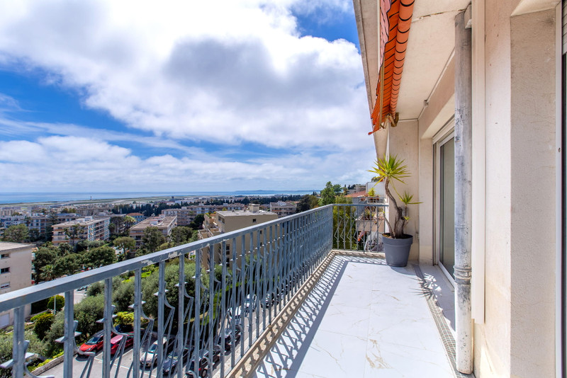 Propriété à vendre à Nice, Alpes-Maritimes - 695 000 €