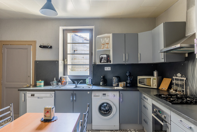 French property for sale in Périgueux, Dordogne - €163,000 - photo 2
