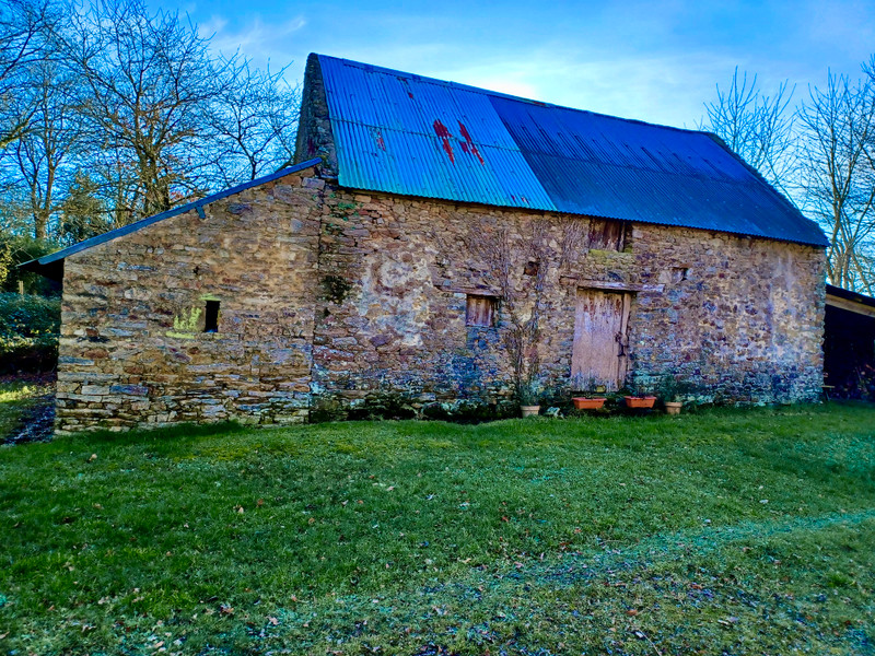 French property for sale in Marzan, Morbihan - €400,000 - photo 12