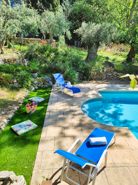 French property for sale in Lorgues, Var - €890,000 - photo 1