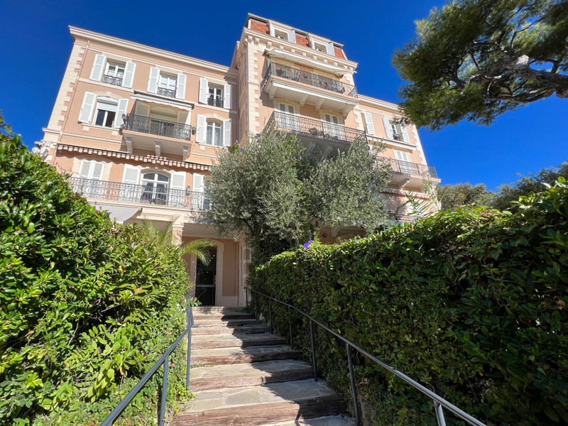 French property for sale in Cannes, Alpes-Maritimes - &#8364;850,000 - photo 2