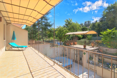 Maison à vendre à Apt, Vaucluse, PACA, avec Leggett Immobilier