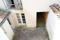 Maison à vendre à La Châtaigneraie, Vendée - 59 000 € - photo 2