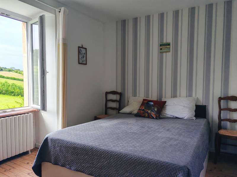 French property for sale in Bussières, Puy-de-Dôme - €265,000 - photo 4