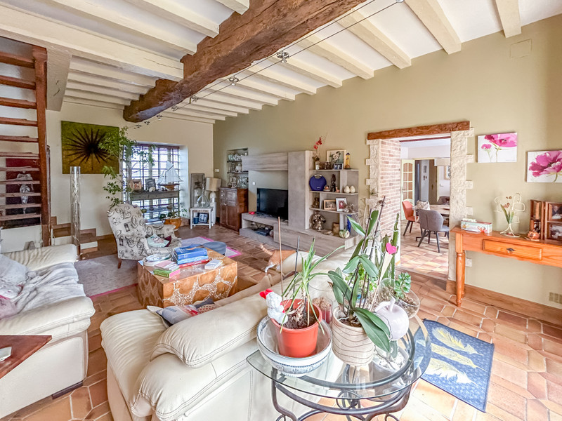 Maison à vendre à Saint-Léon-sur-l'Isle, Dordogne - 193.000 € - photo 1