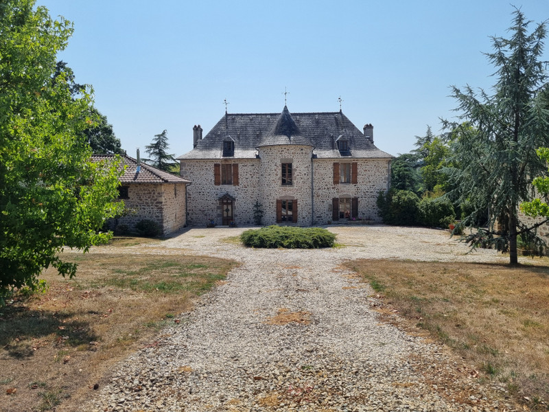 chateau for sale in Poitou-Charentes (Nouvelle Aquitaine)