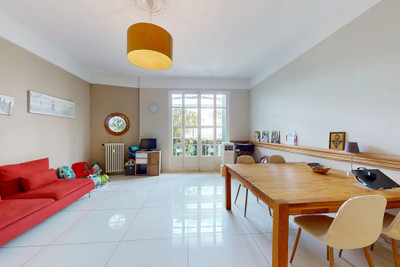 French property for sale in Nice, Alpes-Maritimes - €499,000 - photo 2