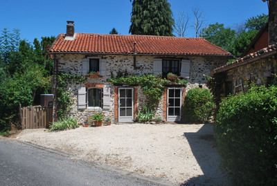 Maison à vendre à Val-d'Oire-et-Gartempe, Haute-Vienne, Limousin, avec Leggett Immobilier