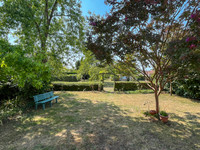 Maison à vendre à Ruffec, Charente - 109.000 € - photo 2
