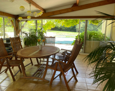 French property for sale in Melle, Deux-Sèvres - €249,952 - photo 4