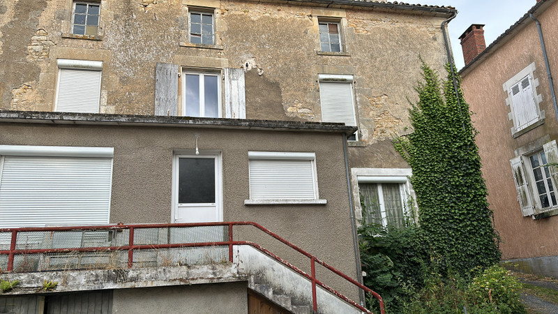 French property for sale in La Caillère-Saint-Hilaire, Vendée - €66,600 - photo 10