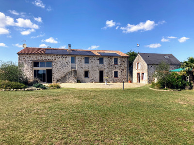 Maison à vendre à Louin, Deux-Sèvres, Poitou-Charentes, avec Leggett Immobilier