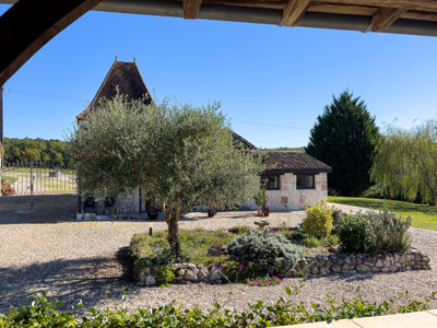 French property for sale in Duras, Lot-et-Garonne - €648,000 - photo 7