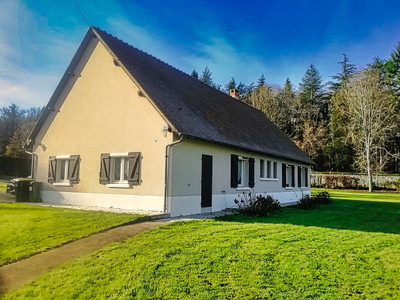 Maison à vendre à Cour-Cheverny, Loir-et-Cher, Centre, avec Leggett Immobilier