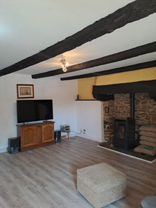French property for sale in Poullaouen, Finistère - €82,500 - photo 2