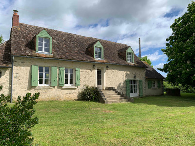 Maison à vendre à Joué-en-Charnie, Sarthe, Pays de la Loire, avec Leggett Immobilier
