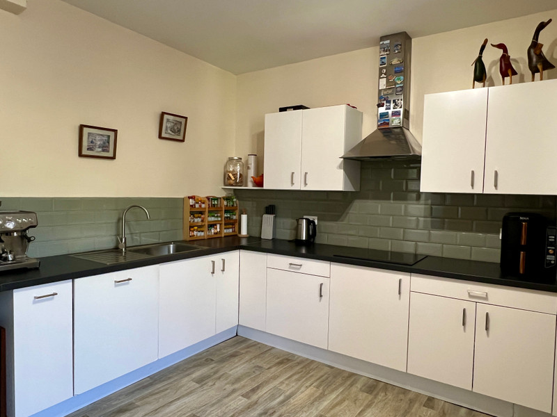 French property for sale in Lauzun, Lot-et-Garonne - €349,000 - photo 6