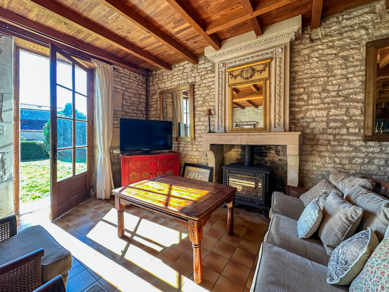 French property for sale in Gibourne, Charente-Maritime - €199,800 - photo 6