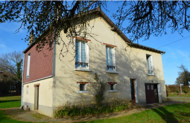 Maison à vendre à Nouziers, Creuse - 88.000 € - photo 1