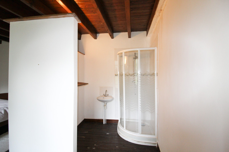 French property for sale in Droux, Haute-Vienne - €93,000 - photo 6