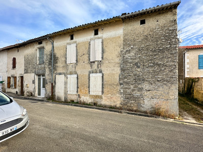 French property for sale in Beauvais-sur-Matha, Charente-Maritime - €36,000 - photo 8
