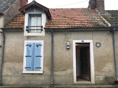 Maison à vendre à Mareuil-sur-Arnon, Cher, Centre, avec Leggett Immobilier